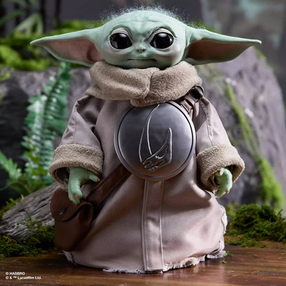 ZD Toys Grogu "The Child" Collectible 1:10 Scale Action Figure | Star Wars: The Mandalorian And The Grogu | Premium Display Figure with Fabric Robe